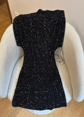 Vestido lentejuelas Zara hombreras Talla XS