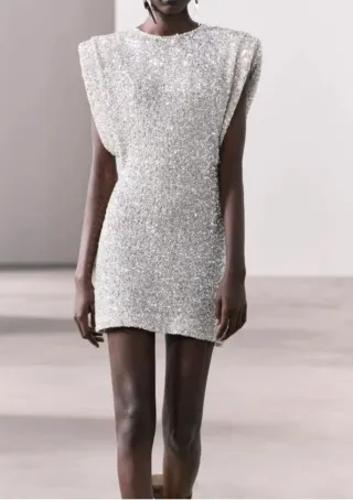 Vestido lentejuelas Zara hombreras Talla XS