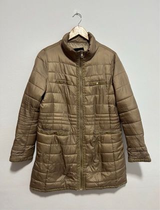 Abrigo acolchado ligero de mujer