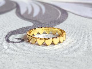 Conjunto anillos amor y corazones