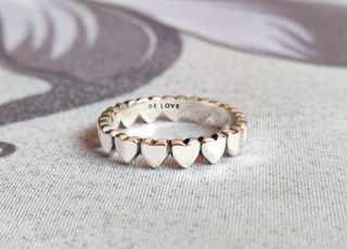 Conjunto anillos amor y corazones