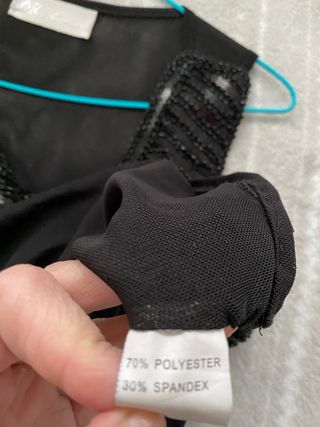 Top negro lentejuelas y transparencias