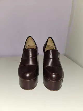 Tacones de plataforma marrones