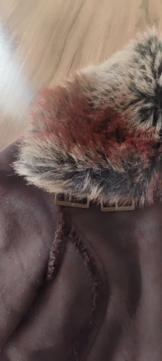 Chaqueta marrón ante sintético