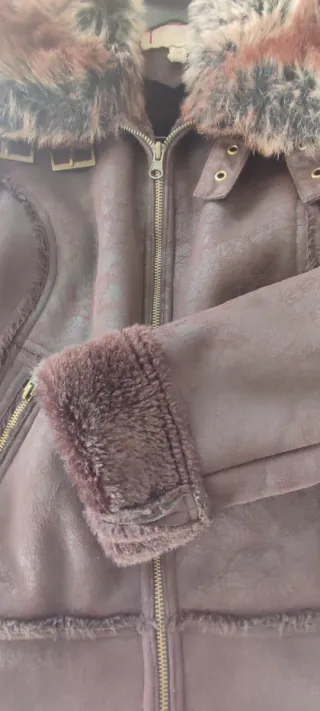 Chaqueta marrón ante sintético