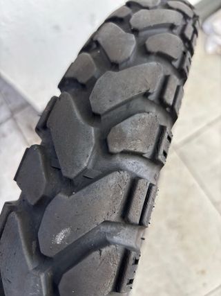 Neumático delant Enduro Trail Dakar  90/90 21