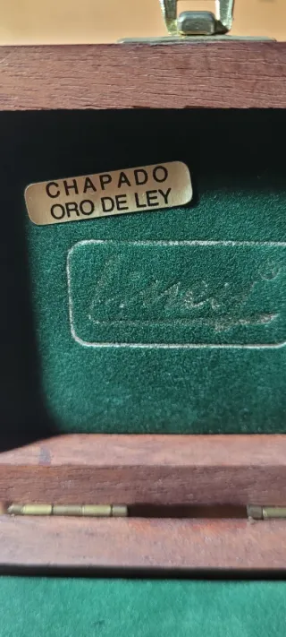 Pasador de corbata chapado en oro, marca Liney