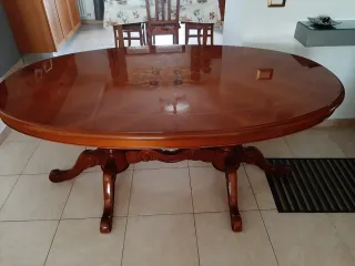 Tavolo Ovale Legno Massello Intarsiato