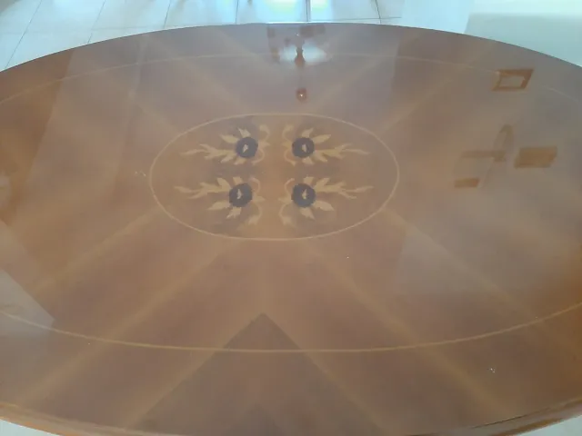 Tavolo Ovale Legno Massello Intarsiato