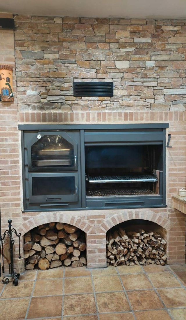 Griglia in metallo per barbecue