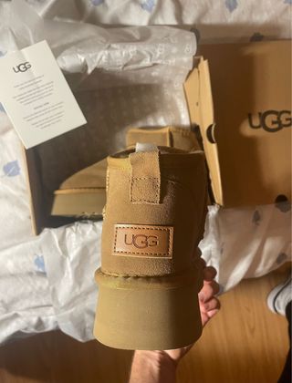 Botas UGG Tazz Talla 38 Nuevas