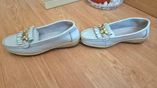 Zapatos de piel Pink Dessert Piel Blanco y Dorado