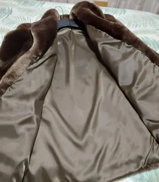 ¡Bajada de precio! Abrigo de mujer Mouton marrón