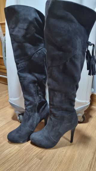 Botas Marypaz Tacon Terciopelo Negro