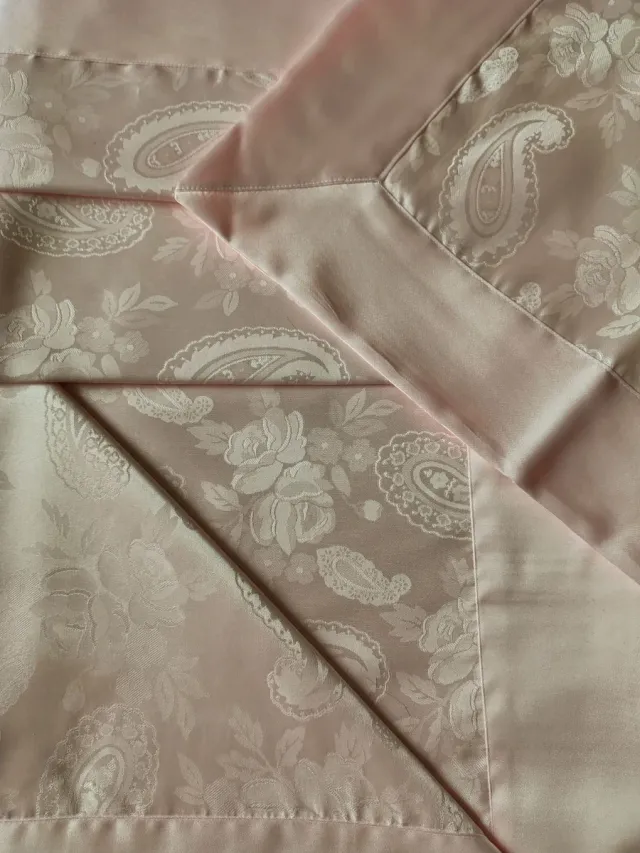 Completo Lenzuola Matrimoniali Rosa Raso