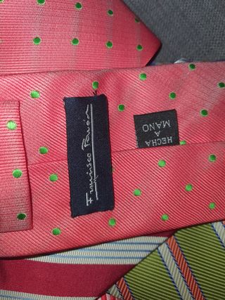 Corbatas de marca Varillas todo 30€