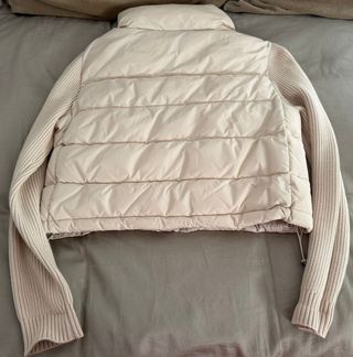 Chaqueta bomber beige mangas lana