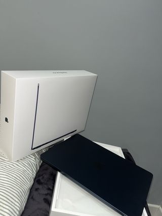 MacBook Air M2 16GB RAM Nuevo (color medianoche)