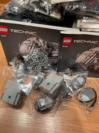 Escavatore LEGO Technic Liebherr R 9800 42100