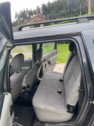 Dacia Logan MCV 2007