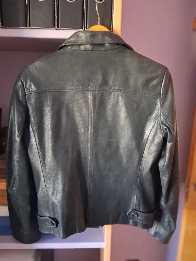 Cazadora de piel Redskins negra