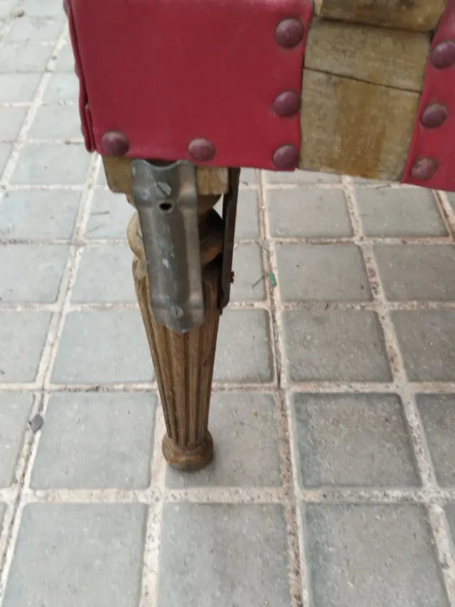 Antico scarpone stile art-deco