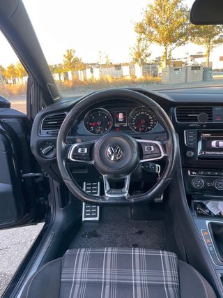 Volkswagen Golf 2013