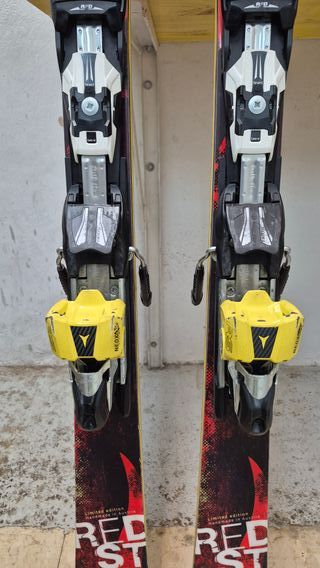 Esquís de Pista Atomic Marcel Hirscher