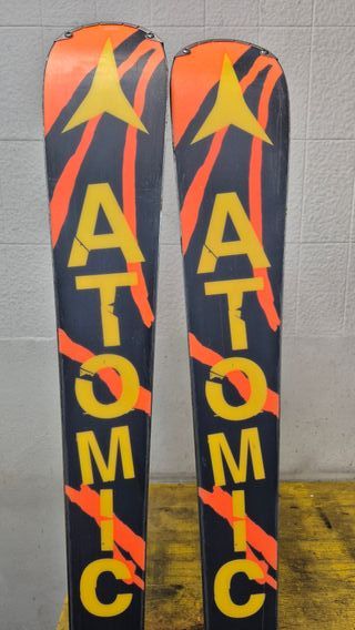 Esquís de Pista Atomic Marcel Hirscher