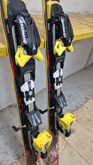 Esquís de Pista Atomic Marcel Hirscher