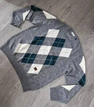 Jersey de rombos gris y blanco