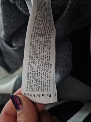 Jersey de rombos gris y blanco