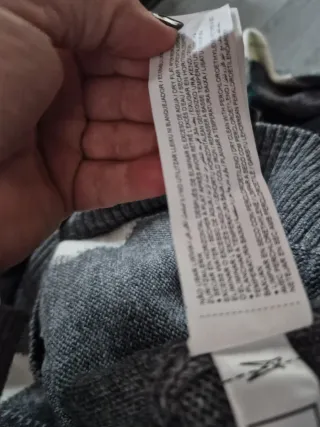 Jersey de rombos gris y blanco