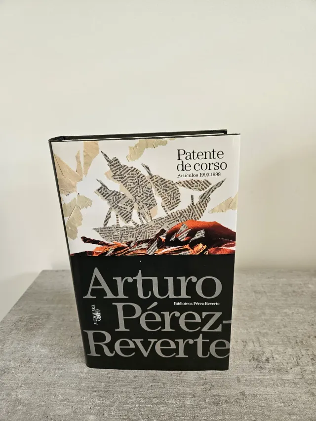 Biblioteca Pérez- Reverte.