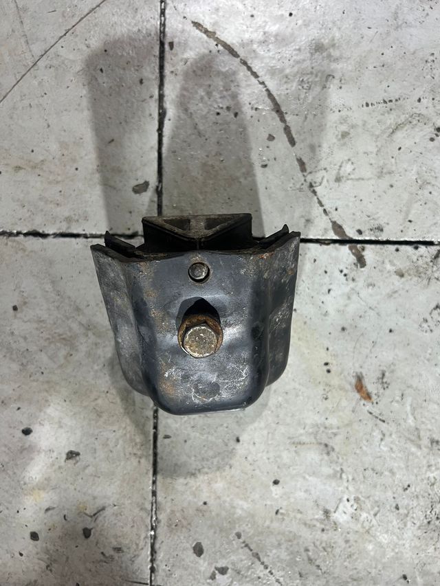 Soporte Motor Mercedes Benz