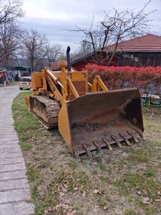 pala cingolata case con ripper