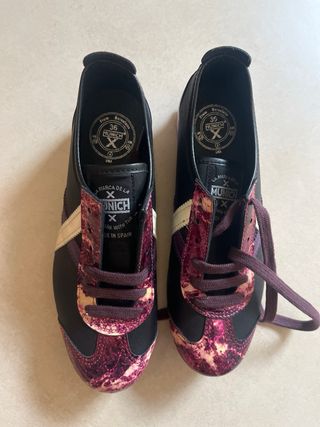 Zapatillas Munich 36 Negras y Moradas