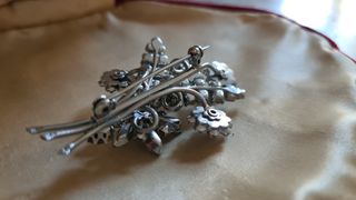 Vintage Spilla Bouquet con Cristalli Brillanti