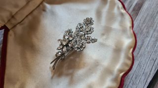 Vintage Spilla Bouquet con Cristalli Brillanti