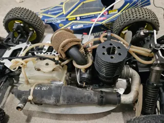 Coche RC Gasolina Kyosho Inferno 1:8