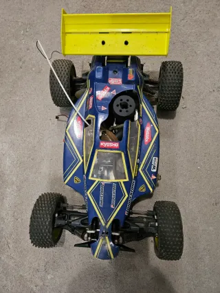 Coche RC Gasolina Kyosho Inferno 1:8