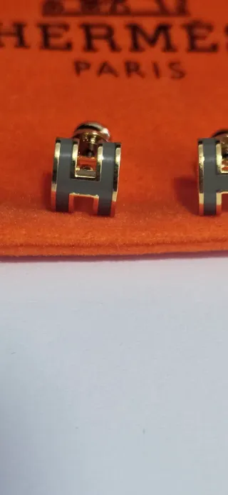 Pendientes Hermès H Dorados y Gris
