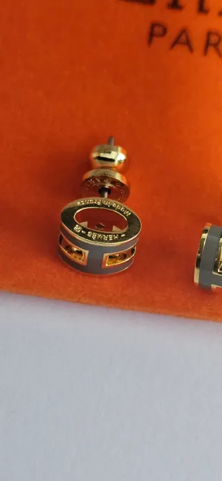 Pendientes Hermès H Dorados y Gris