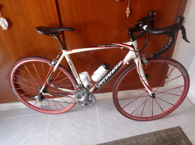 Bicicleta Specialized Tarmac Carbono.
