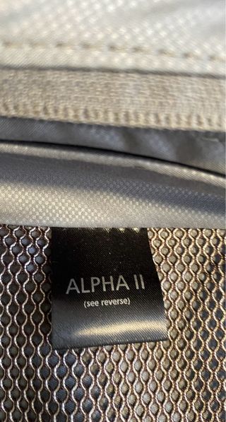 Portattajes con ruedas TUMI 37X26X53 3o litros