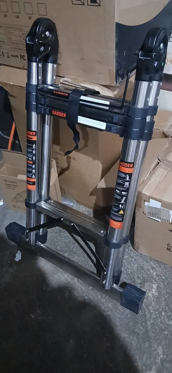 Escalera aluminio 3 tramos plegable