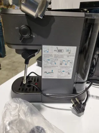 Cafetera Electrolux E6EC1-6BST