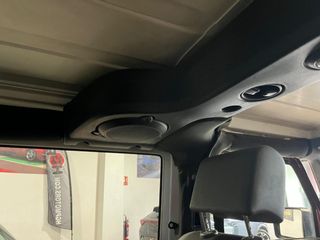 Jeep Wrangler Sahara