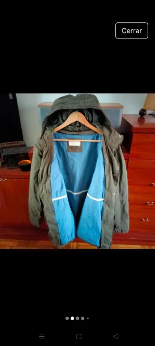 Parka verde desmontable con capucha