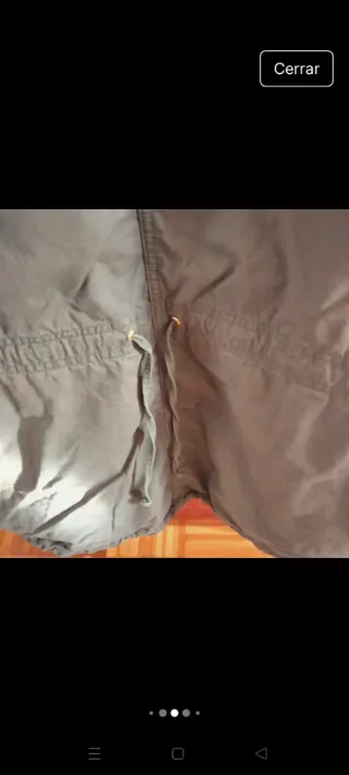 Parka verde desmontable con capucha